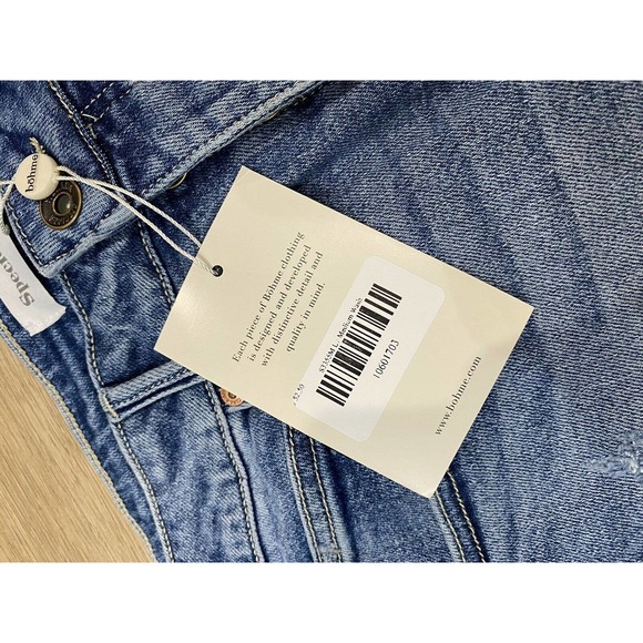 Splendid A L.A. Denim Shorts Size Large Distressed 28x9 - Picture 4 of 11